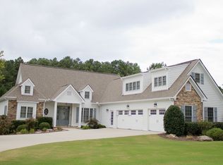 300 Eagle Crest Ct, Cumming, GA 30028