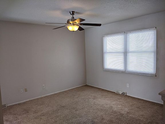 4th image of 1105 SW Speas Dr