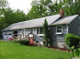 402 Rutherford Pl, Highland Lakes, NJ 07422