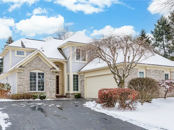 125 Regatta Dr, Webster, NY 14580