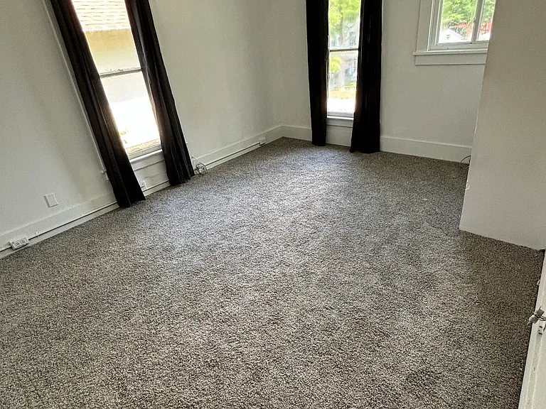 120 S Stewart Ave #B — Photo 6