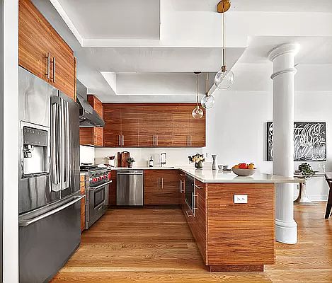 2nd image of 133 Mulberry St #3D