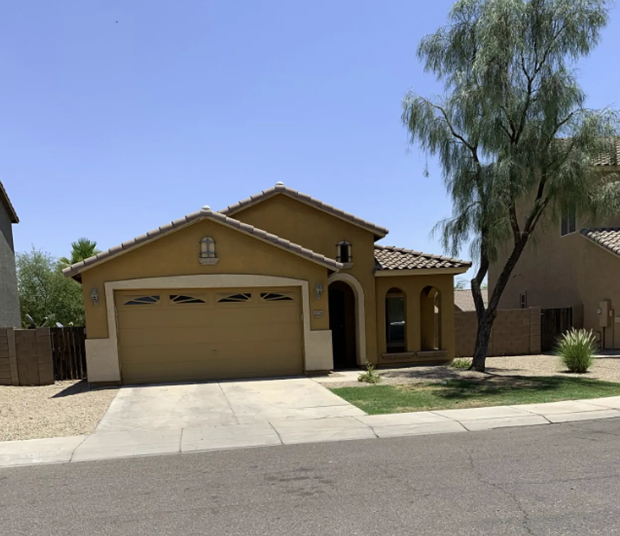 Coming Soon! Beautiful 4-Bedroom, 2-Bath Home Spacious & Upgraded! — Photo 2