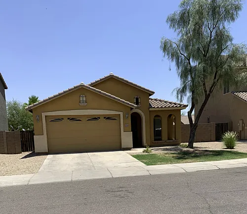 6415 S 49th Gln Photo 1