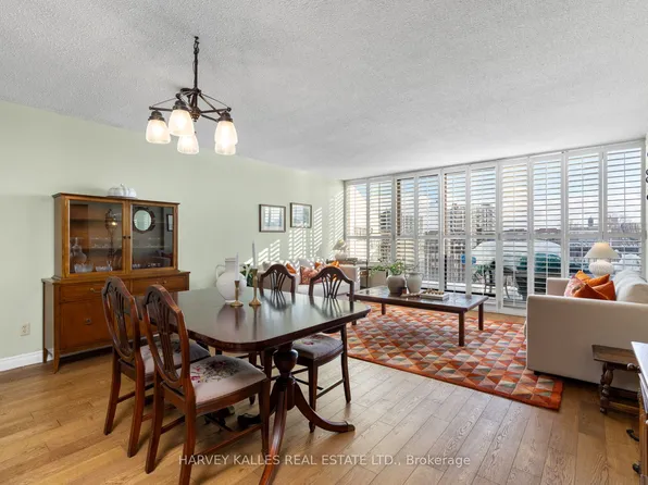 10 Fashion Roseway #504, Toronto, ON M2N 6B6