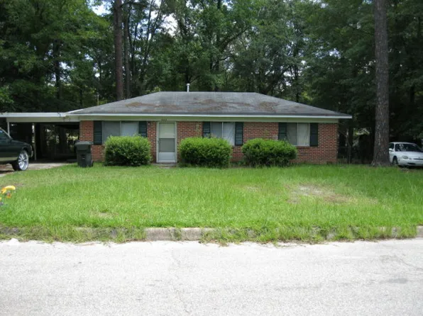 903 Post Oak Dr, Dothan, AL 36301