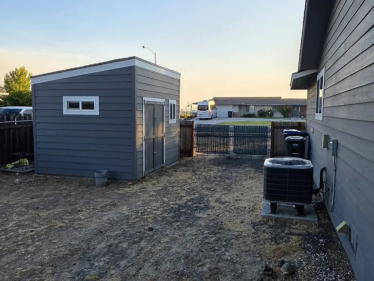 611 N Crestview Dr — Photo 7