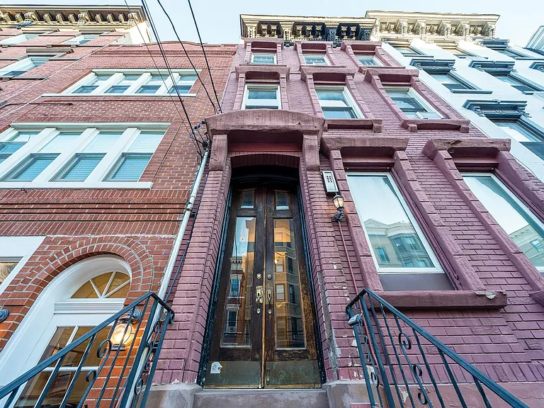 909 Willow Ave #1 — Photo 12