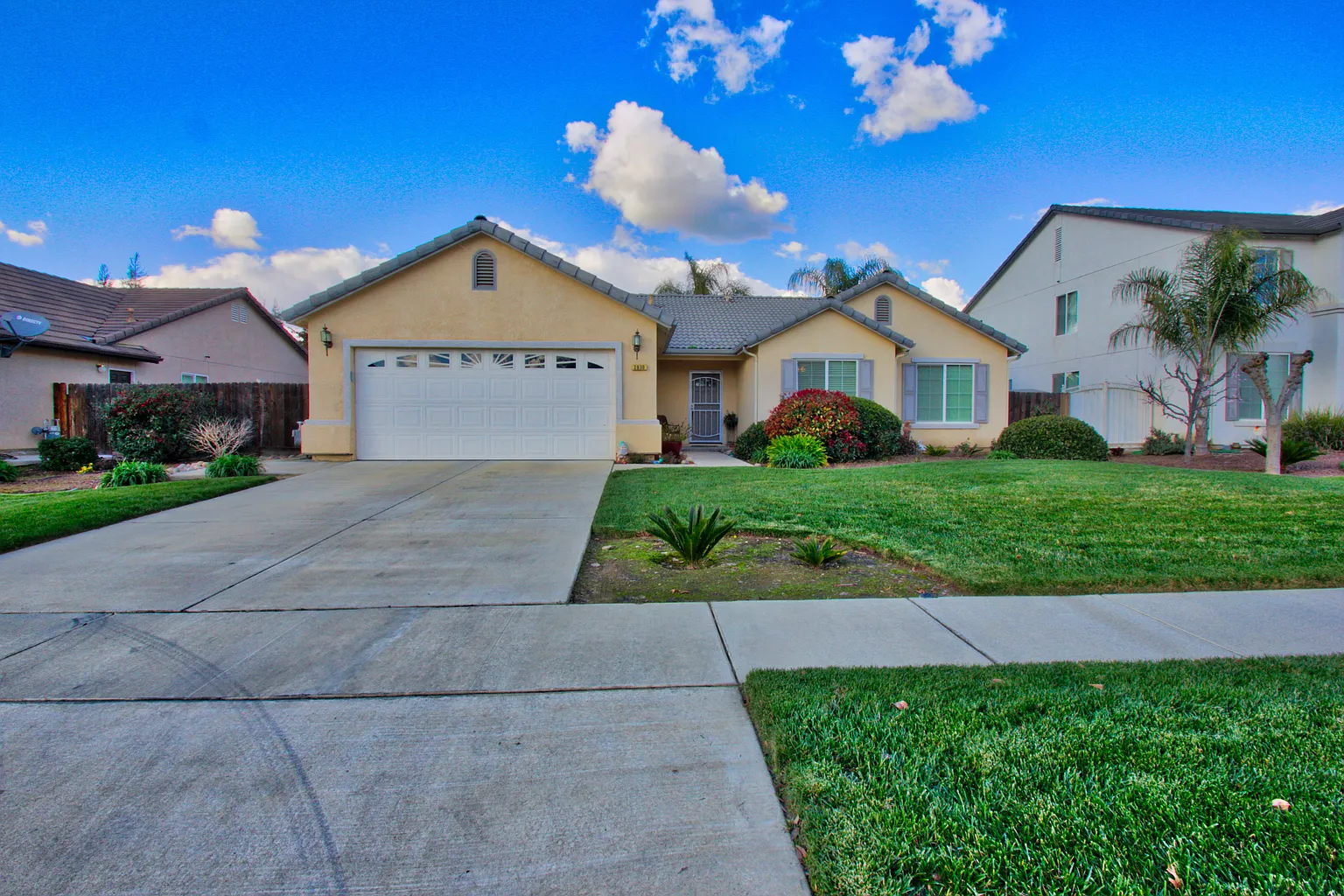 2830 W Glendale Ave photo 1