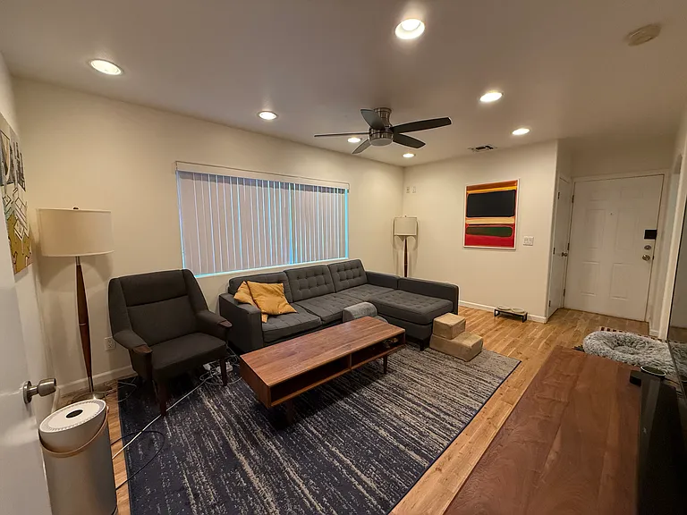 4907 S Centinela Ave #A — Photo 3