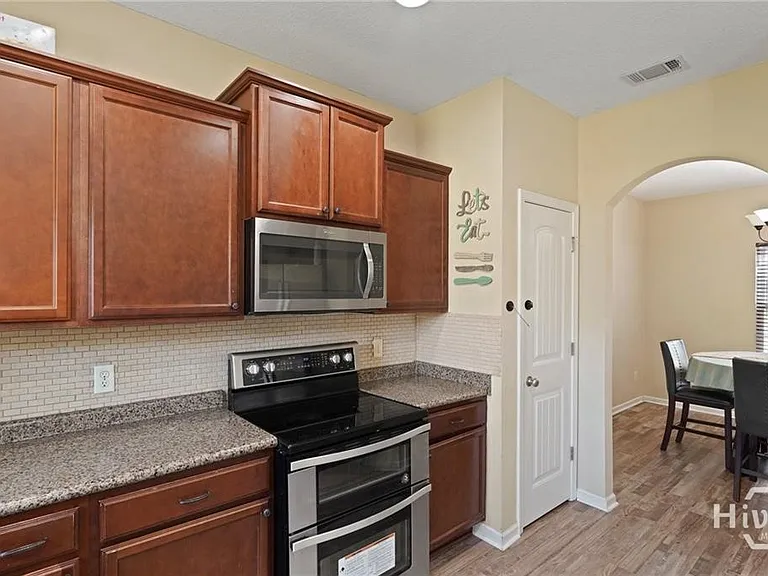 966 Mustang Ln NE — Photo 13