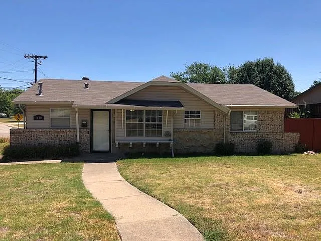 1430 Judy Dr — Photo 1