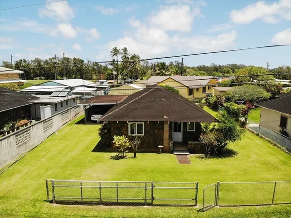 2420 Keneke St, Kilauea, HI 96754