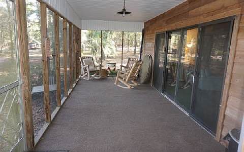 5th image of 668 NW Bell Lake Ct