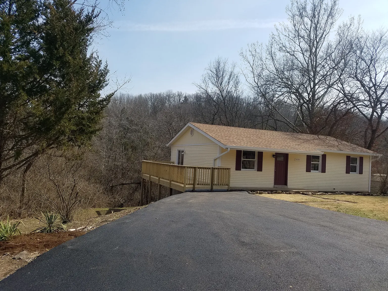 5495 Carter Dr photo 1