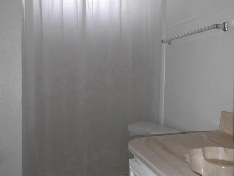 3/4 Bathroom - Shower