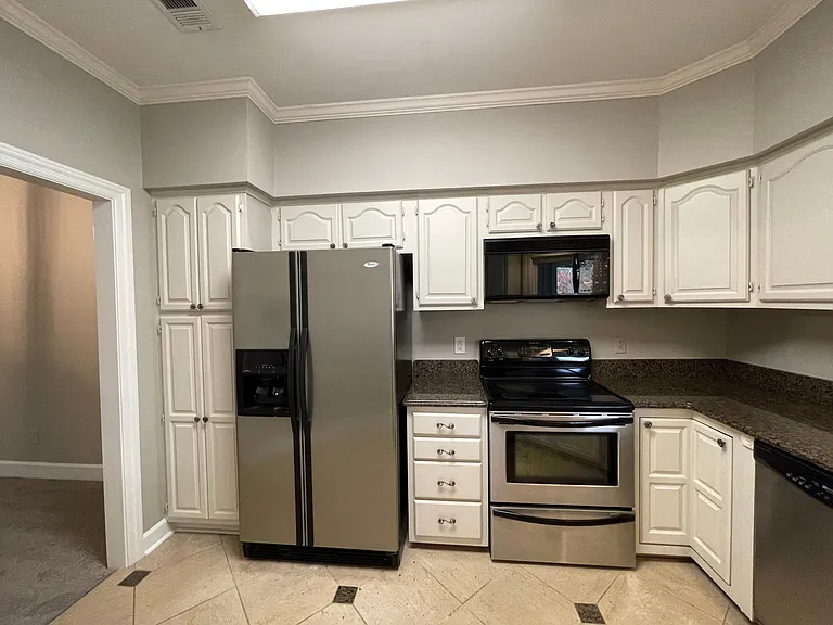 712 Arkland Pl — Photo 5