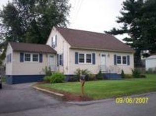 32 Long Pond Dr, Dracut, MA 01826