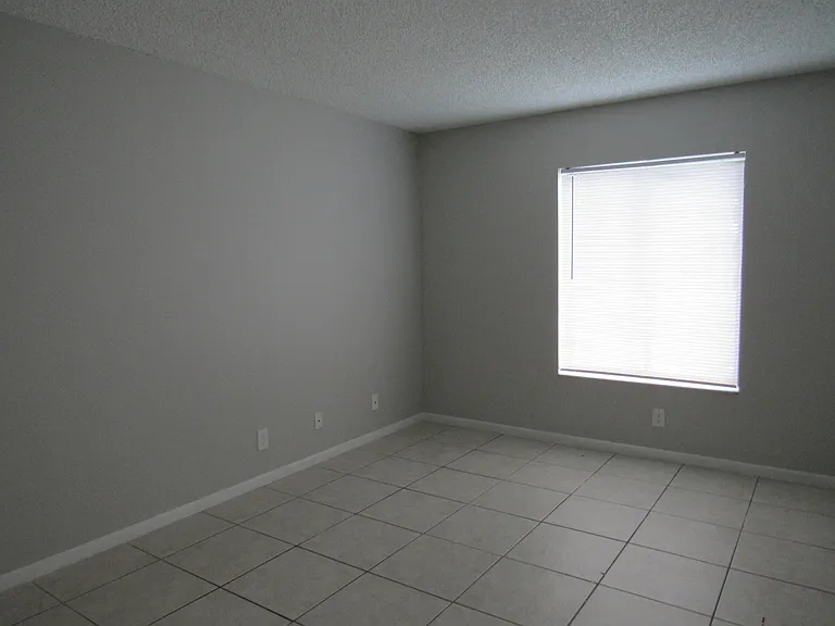 703 Sunny Pine Way #G2 — Photo 8