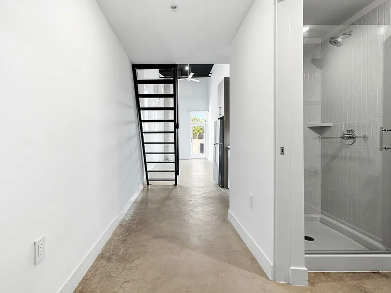 Step Designer Studio Community Living — Photo 212