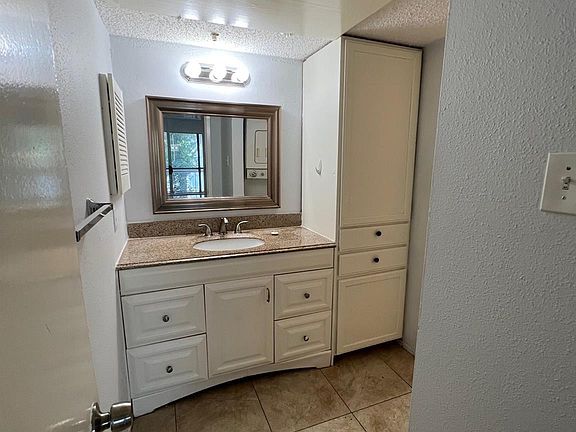 5th image of 10047 Westpark Dr #72