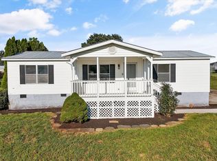 105 Limestone Dr, Sweetwater, TN 37874