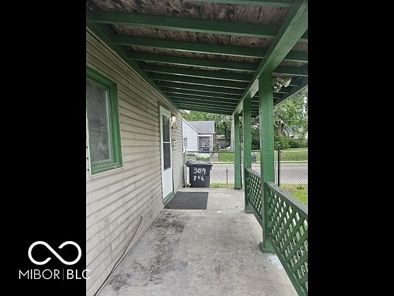 2nd image of 309 W 8th St