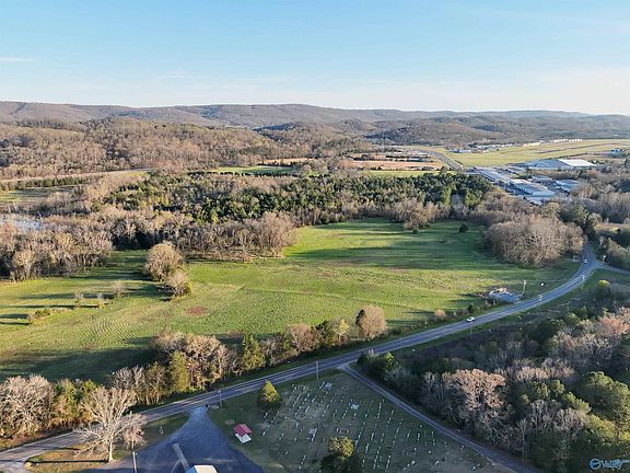 5th image of NW Green Hills Rd