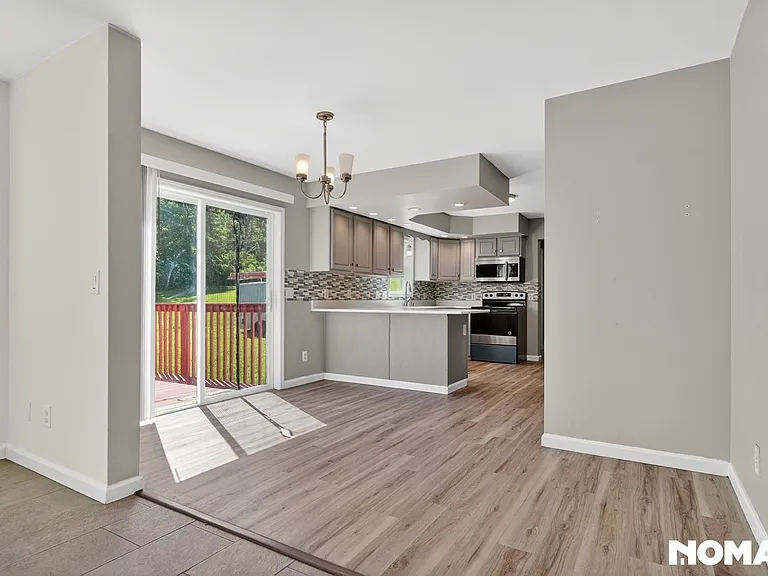 125 Cedar Hill Rd — Photo 9