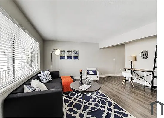 545 S 9th St #8 — Photo 11