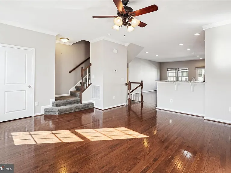 7106 Santa Cruz Pl — Photo 6
