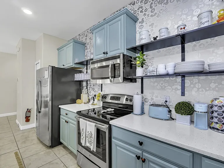 4876 Clock Tower Dr — Photo 6