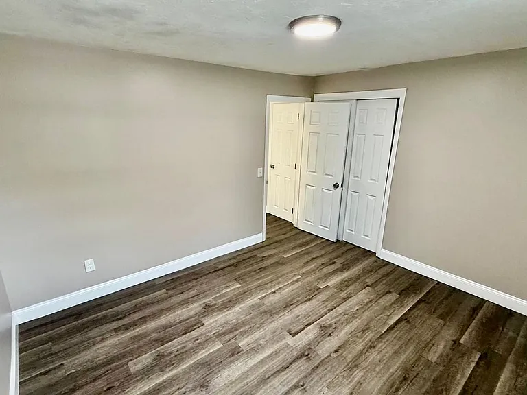 Henry Terrace Apartments LLC — Photo 12