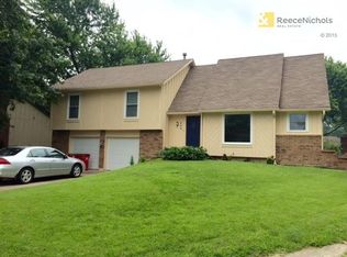 209 SE Princeton Pl, Blue Springs, MO 64014