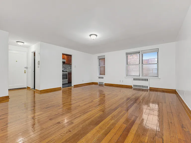 65-15 Yellowstone Blvd #1H — Photo 3