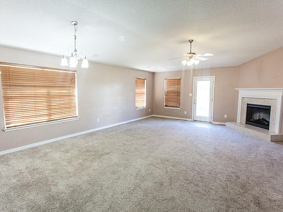 4th image of 5139 Cocoa Dr