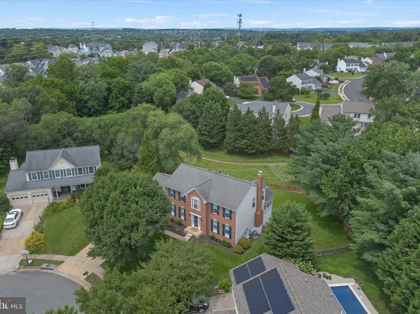 43868 Stronghold Ct, Ashburn, VA 20147