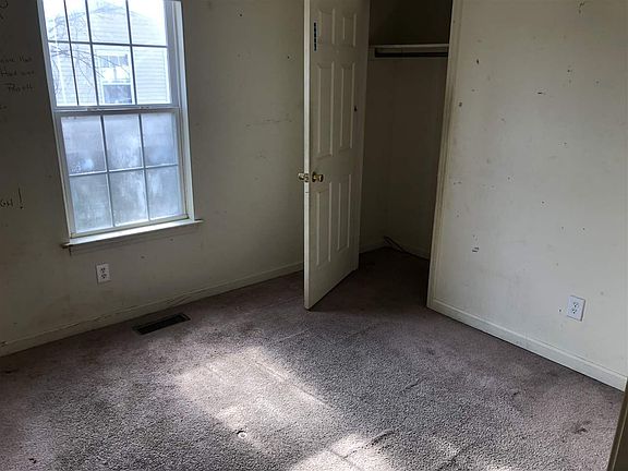5th image of 508 S Russell St