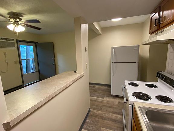 5th image of 2632 Ellet Ave APT 12