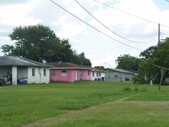 2nd image of 1228 Carolina Ave