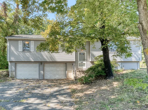 92 Spoonville Road, East Granby, CT 06026