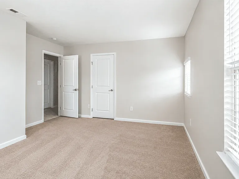 320 Ridgefield Dr — Photo 14