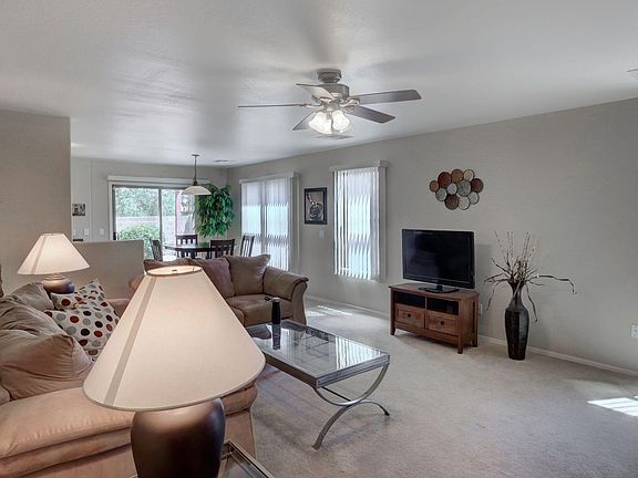 3rd image of 3234 W BELLE Avenue