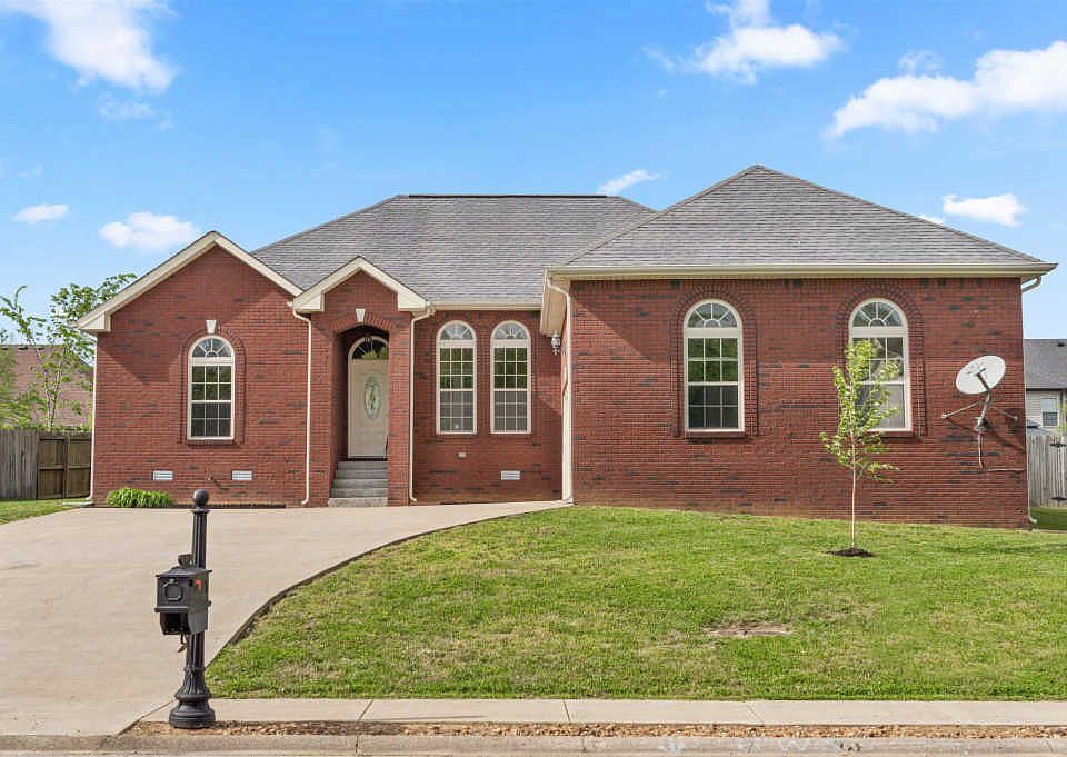 1st image of 1513 Apache Way
