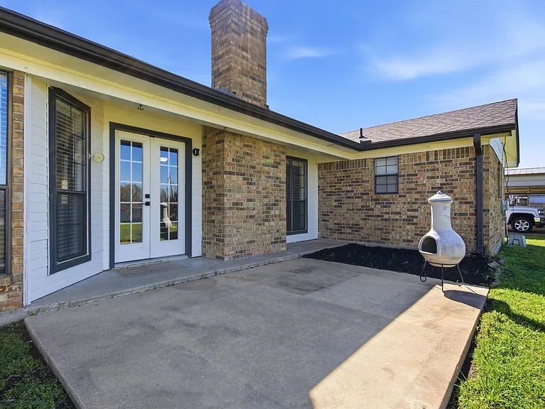 1213 Marilyn Jayne Ln — Photo 31