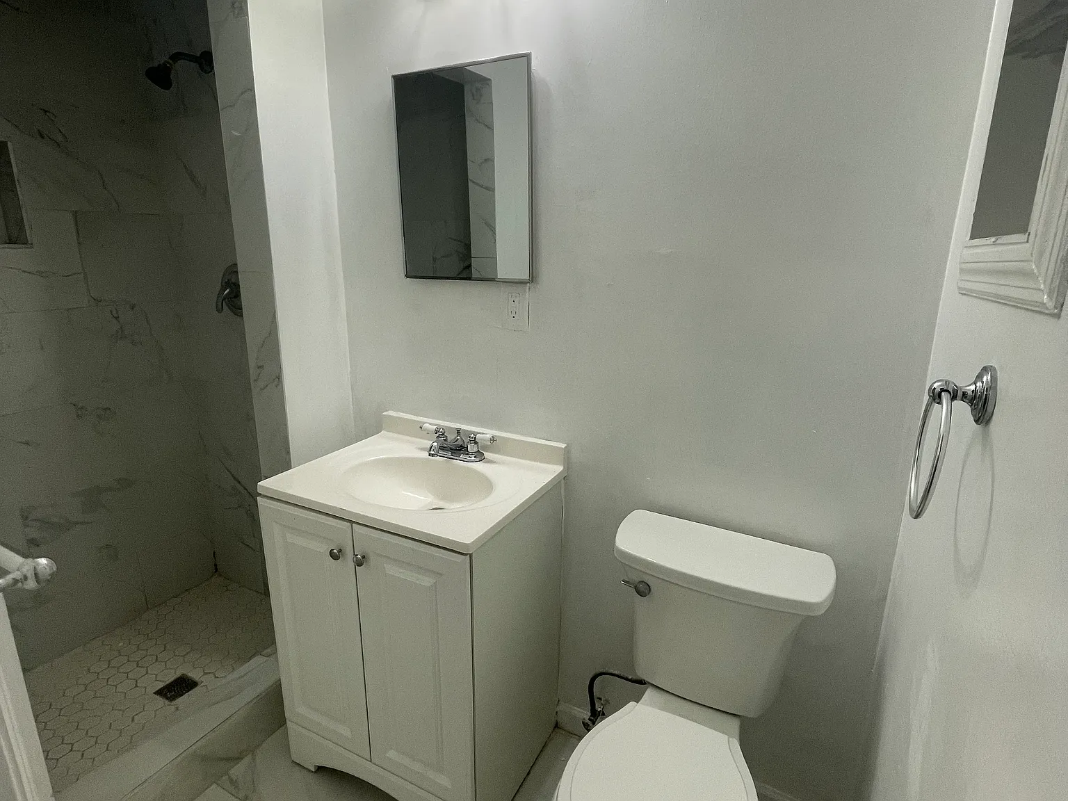 4 bed, 1976 sqft, $1,490 — Photo 3