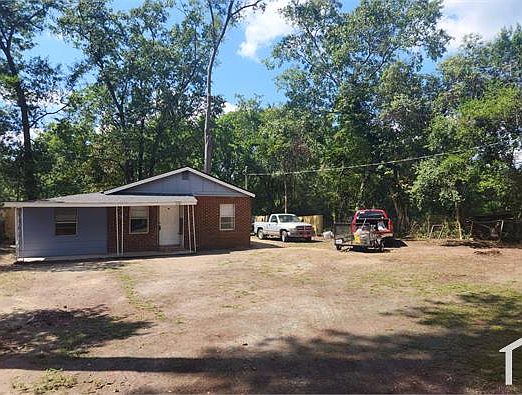 2nd image of 2141 Bayvale Rd #B