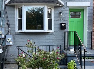 1321 Dexter Ter SE, Washington, DC 20020