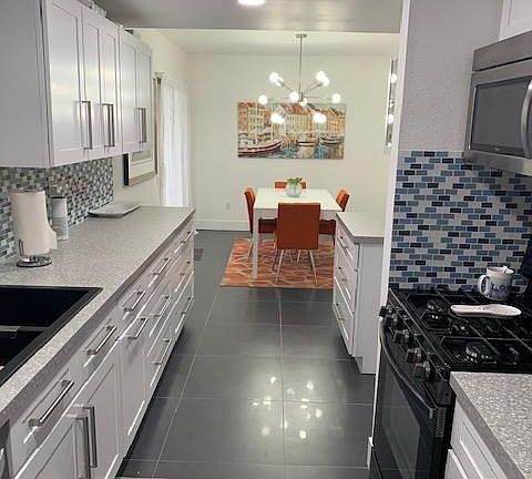 4th image of 1290 Tiffany Cir N #1290