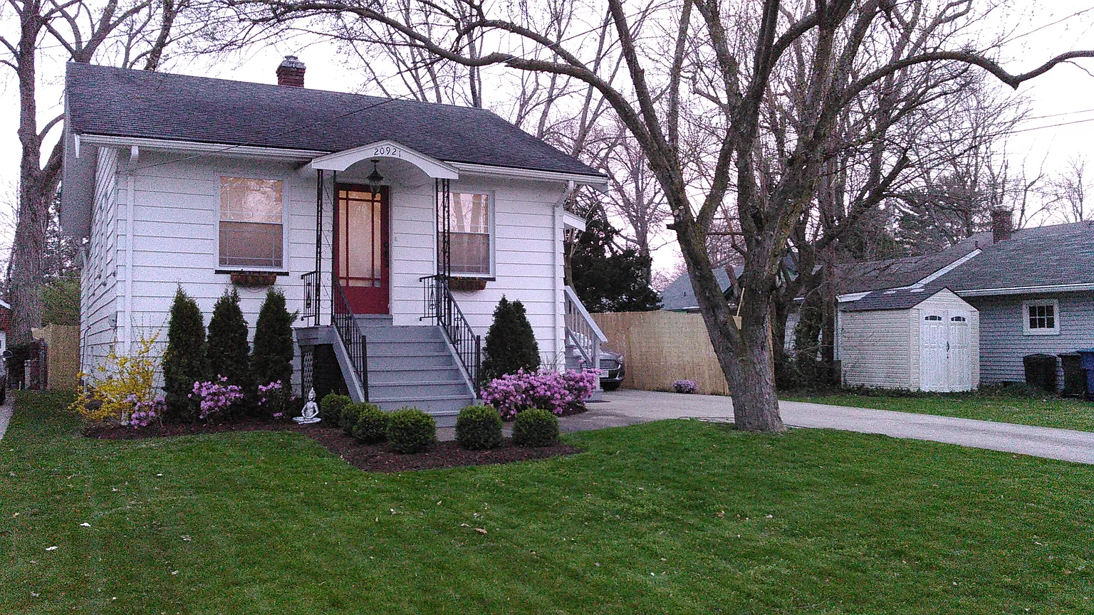 20921 Westwood Ave photo 1